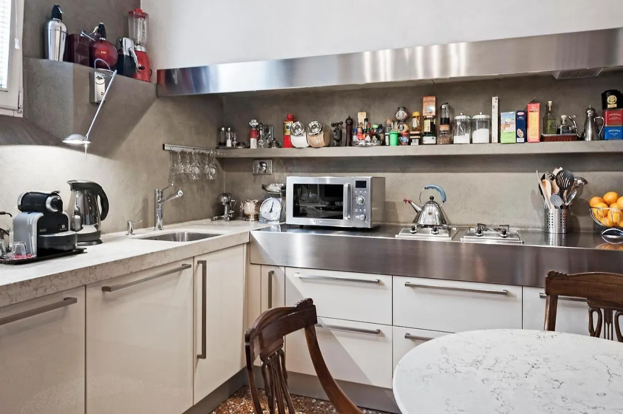Bed and Breakfast Castellata La Suite Μπολόνια